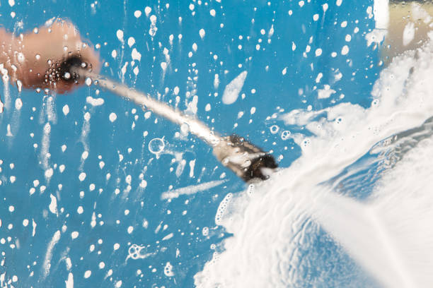 Best Gutter Cleaning  in Blooming Prairie, MN